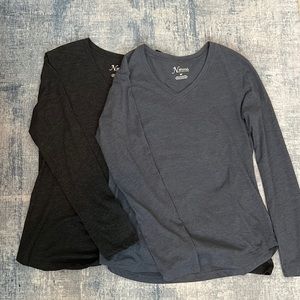 Bundle 2 V Neck Natural Reflections Med